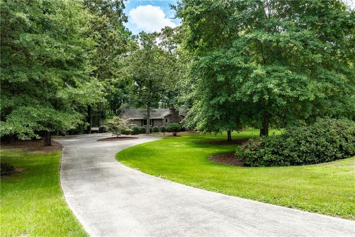 Property Photo:  1131 Ednaville Road  GA 30517 