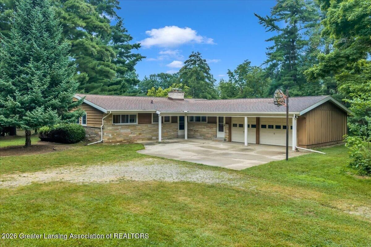 Property Photo:  6150 Valley Trail  MI 48821 