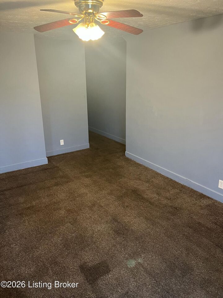 Property Photo: 403 Gernert Ct KY 40217
