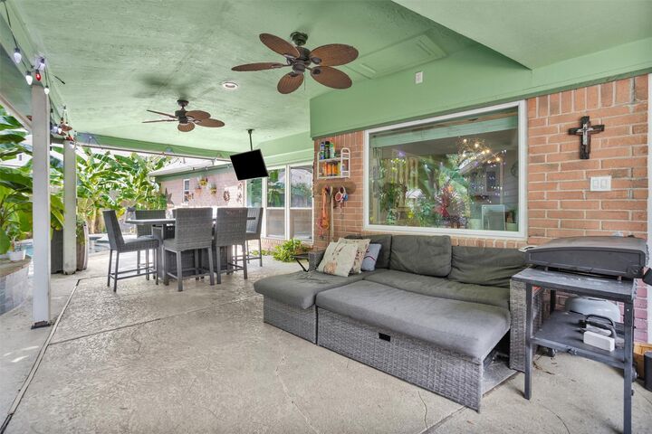 Property Photo:  6227 Rippling Hollow Drive  TX 77379 