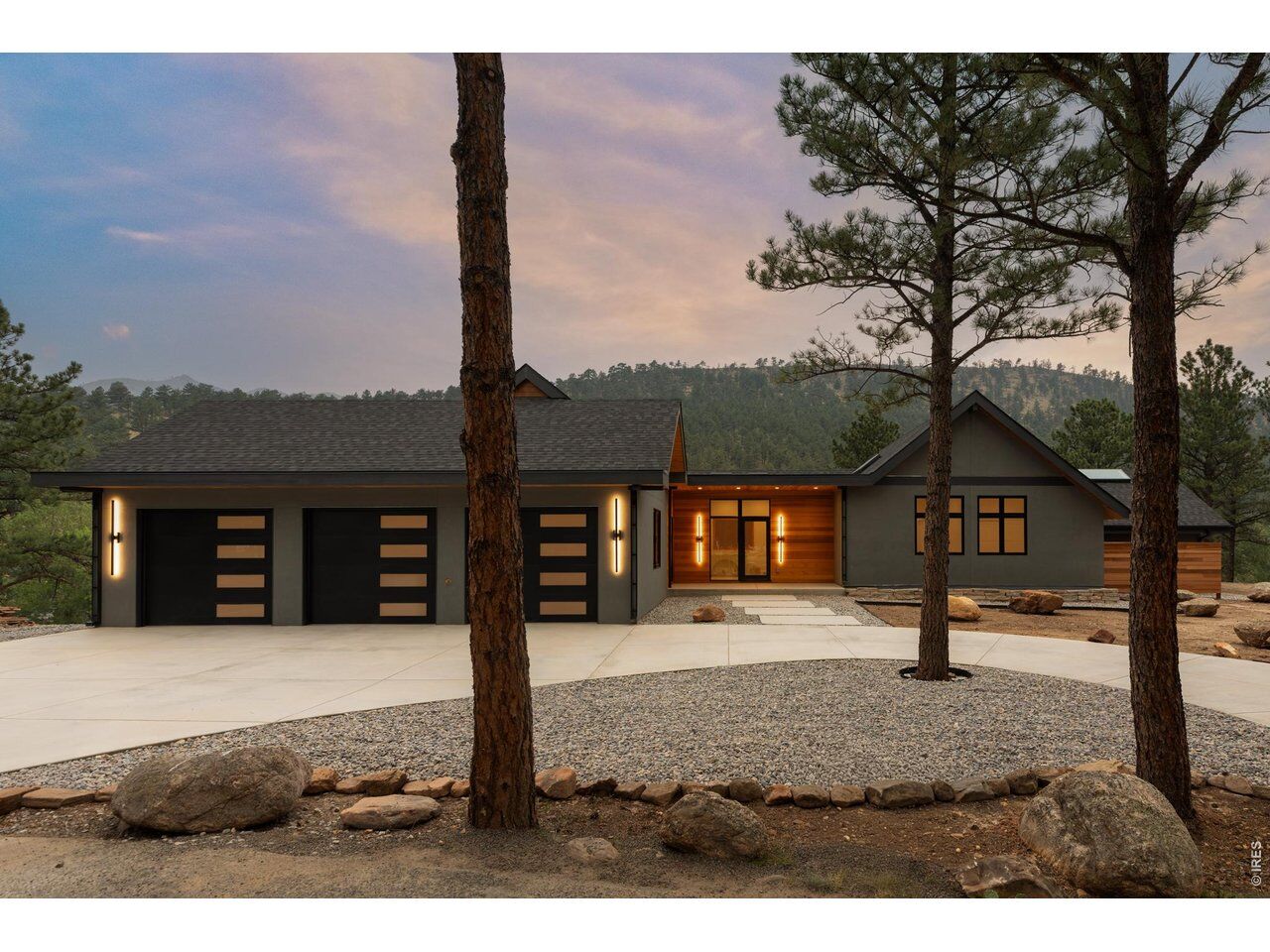Property Photo:  2709 S Lakeridge Trl  CO 80302 
