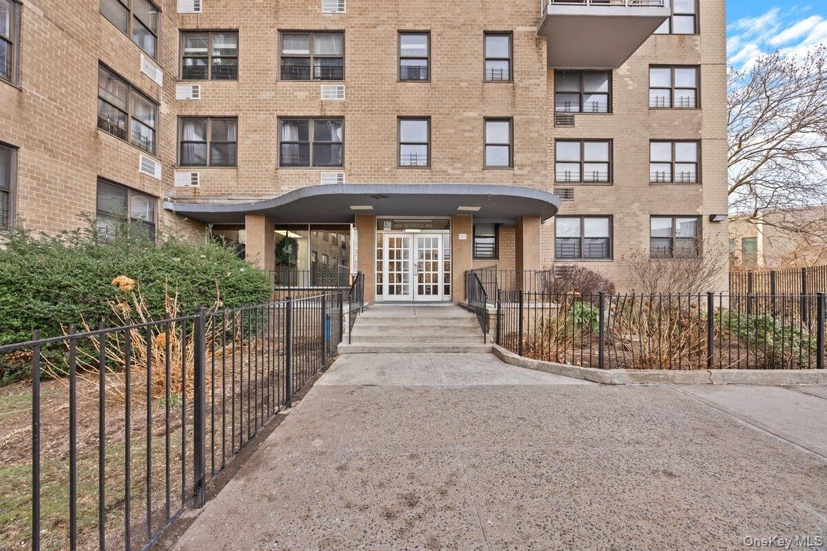 Property Photo: 1966 Newbold Avenue 709 NY 10472