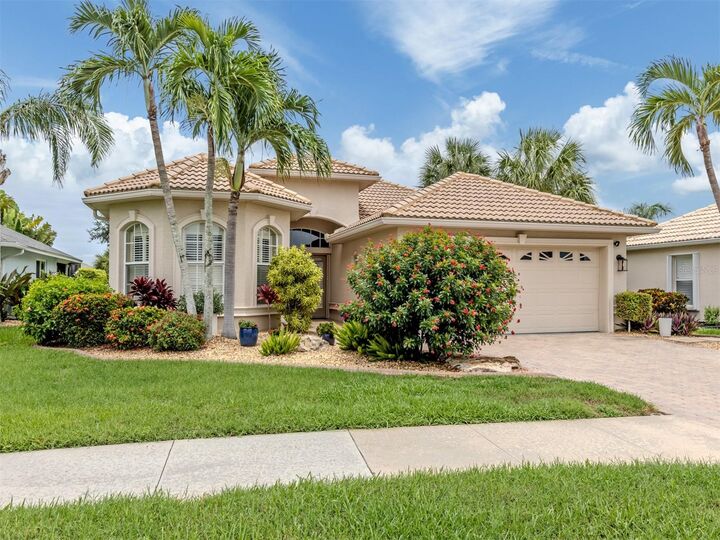 Property Photo:  151 Coco Palm Drive  FL 34292 