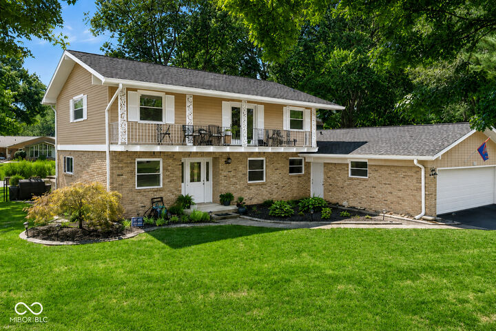 Property Photo: 8852 Ridge Hill Drive IN 46217