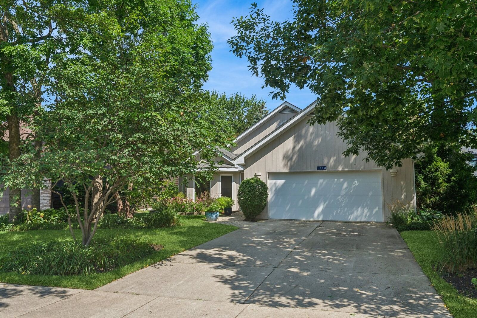 Property Photo:  1818 Lincoln Avenue  IL 60062 