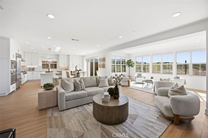 Property Photo: 212 Collino CA 92602