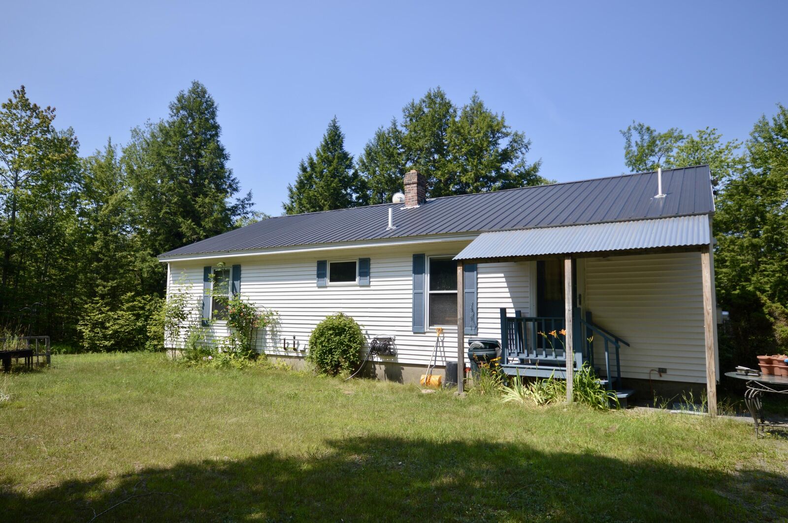 Property Photo:  1154 W Old Town Road  ME 04468 