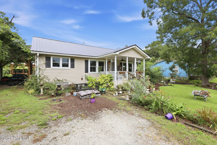 Property Photo:  102 Ellington Street  NC 28560 