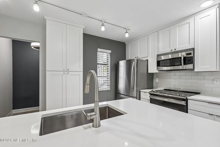Property Photo: 600 Domenico Circle A2 FL 32086