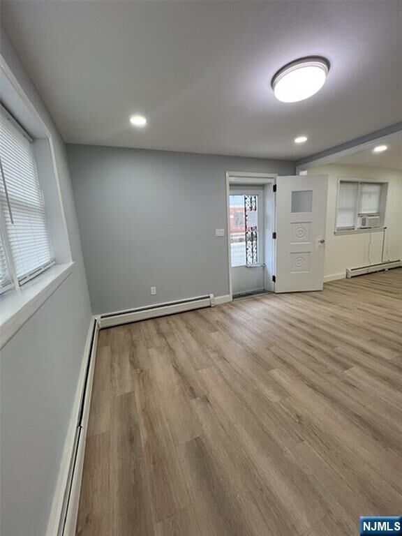 Property Photo:  23 Westminster Place 1  NJ 07026 