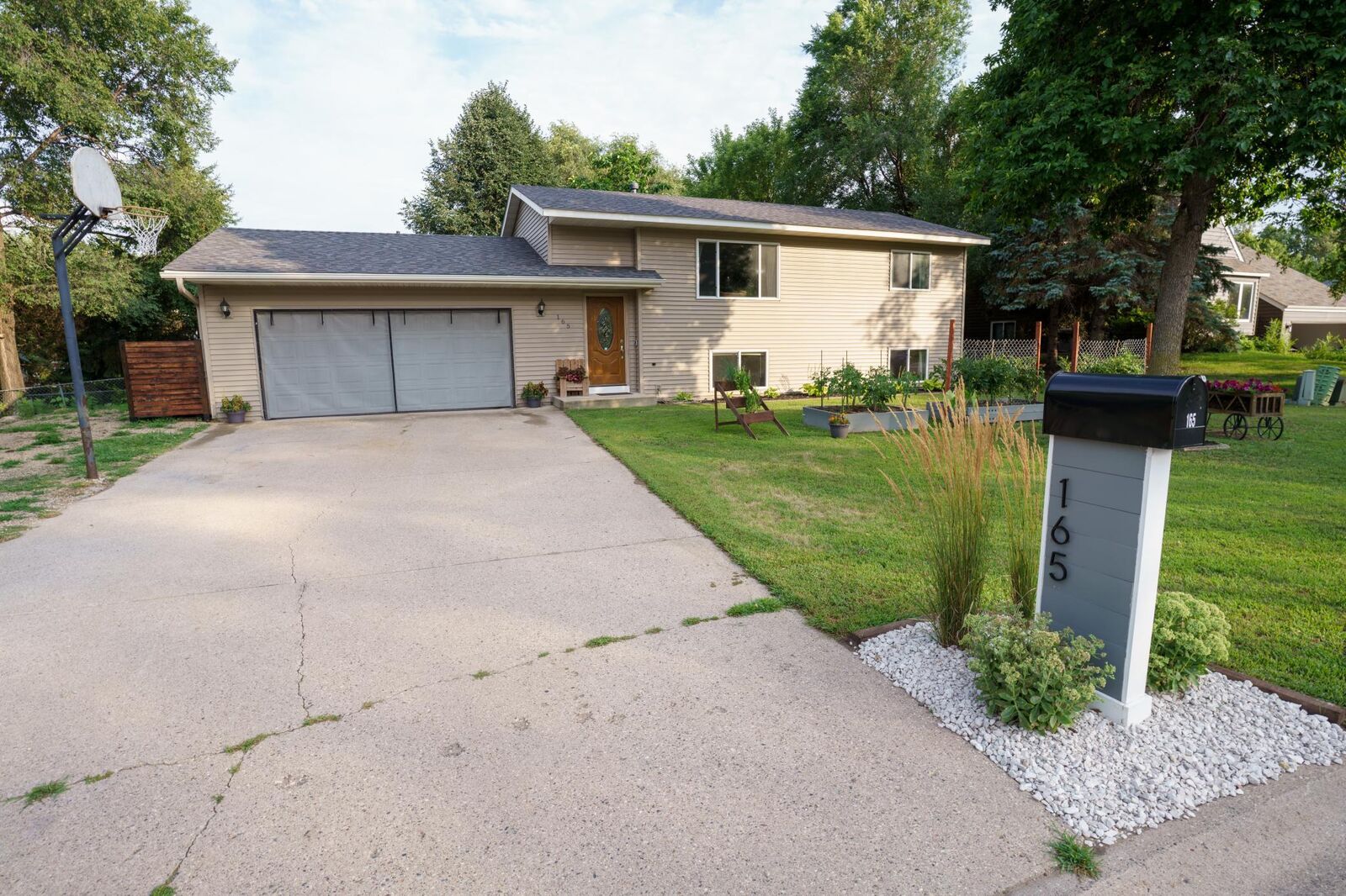 Property Photo:  165 Fair Meadows Drive  MN 55309 
