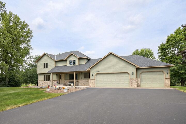 Property Photo:  11350 12th Street N  MN 55042 