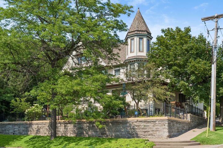 Property Photo: 8 Bates Avenue MN 55106
