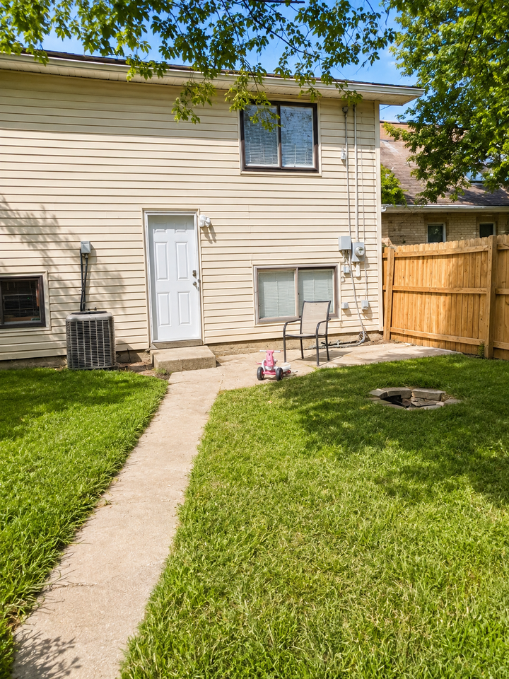 Property Photo:  4859 Bryant Avenue N  MN 55430 