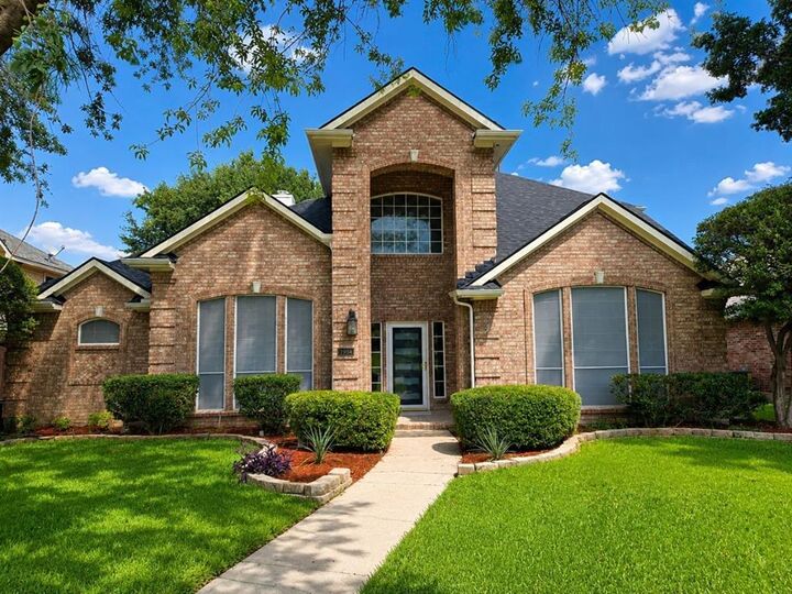 Property Photo: 7904 Alderwood Place TX 75025