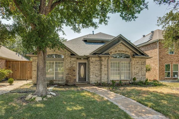 Property Photo: 2123 Daniel Way TX 75006
