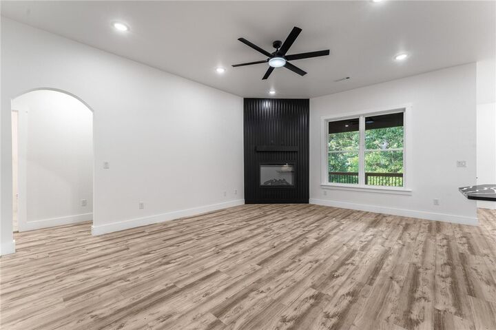 Property Photo:  6 Carnahan Lane  AR 72715 