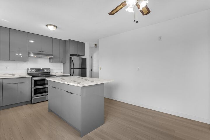 Photo de la propriété: 864 McKenzie Road BC V1X 2B3