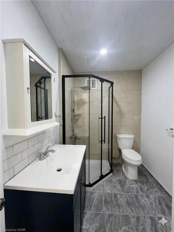 Property Photo:  56 Skylark Drive 2  ON L9A 4Y3 