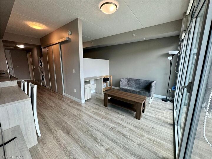 Property Photo:  250 Albert Street 610  ON N2L 0H5 