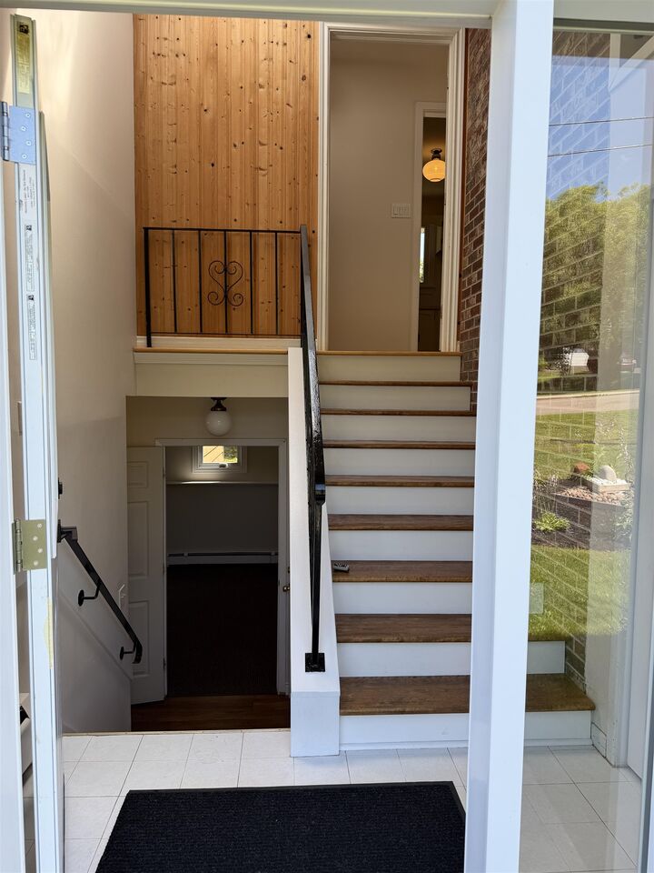 Property Photo:  28 Mackay Drive  PE C1A 5W3 