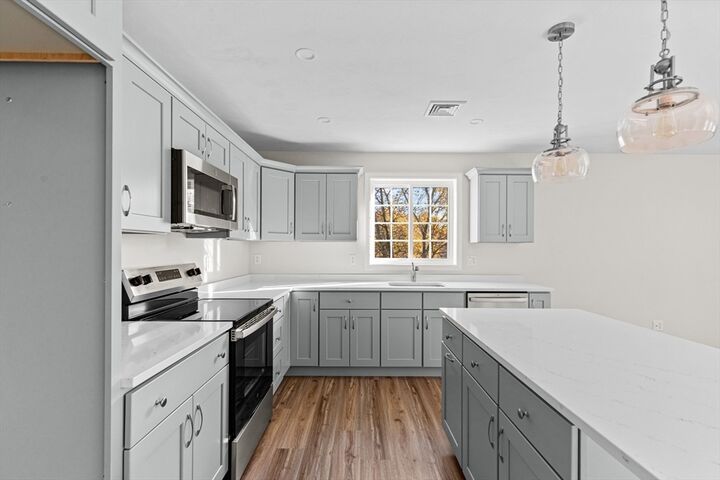 Property Photo:  393 Court St 5  MA 02360 