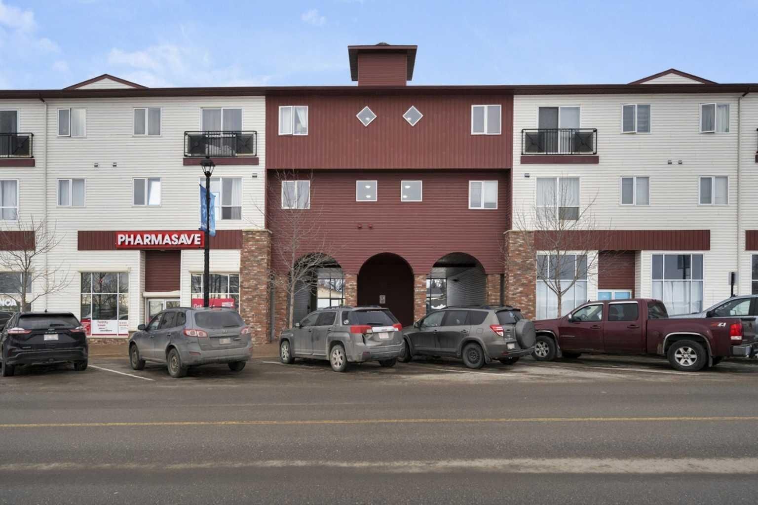 Property Photo: 1010 Railway Street 208 AB T0M 0S0