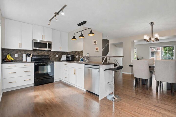 Property Photo: 205 New Brighton Villas SE AB T2Z 0T6