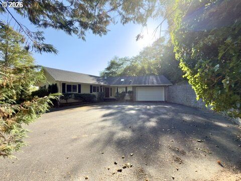 Property Photo:  17264 Mountain Dr  OR 97415 
