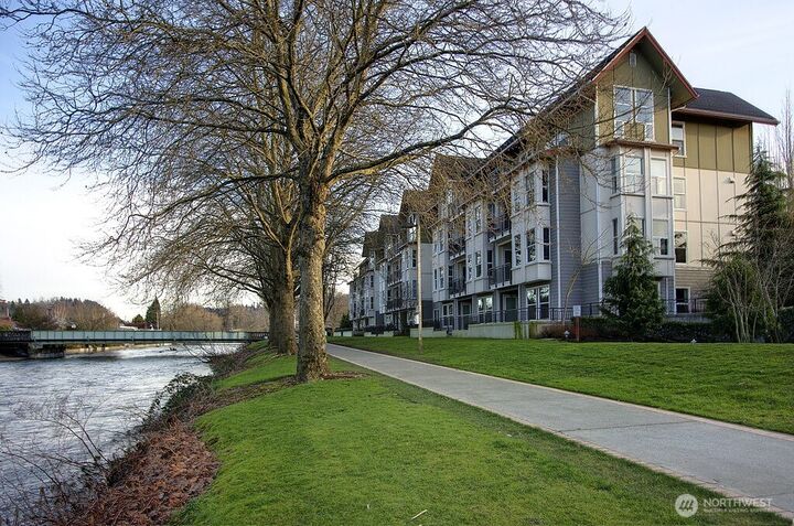 Property Photo: 55 Williams Avenue S 201 WA 98057