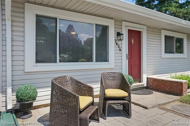 Property Photo: 2436 Toby Road MI 48359