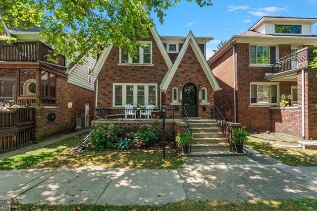 Property Photo:  873-875 Beaconsfield Avenue  MI 48230 