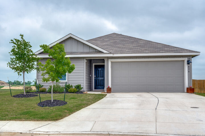 Property Photo: 438 Kayden Pt TX 78130