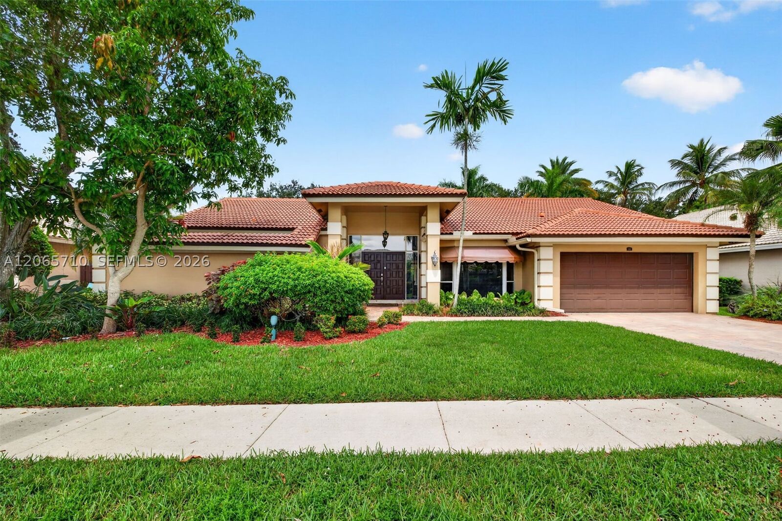 Property Photo: 581 NW 110th Ave FL 33324