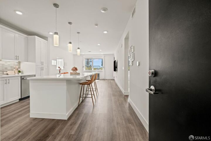 Property Photo: 3578 Rambla Place 316 CA 95051
