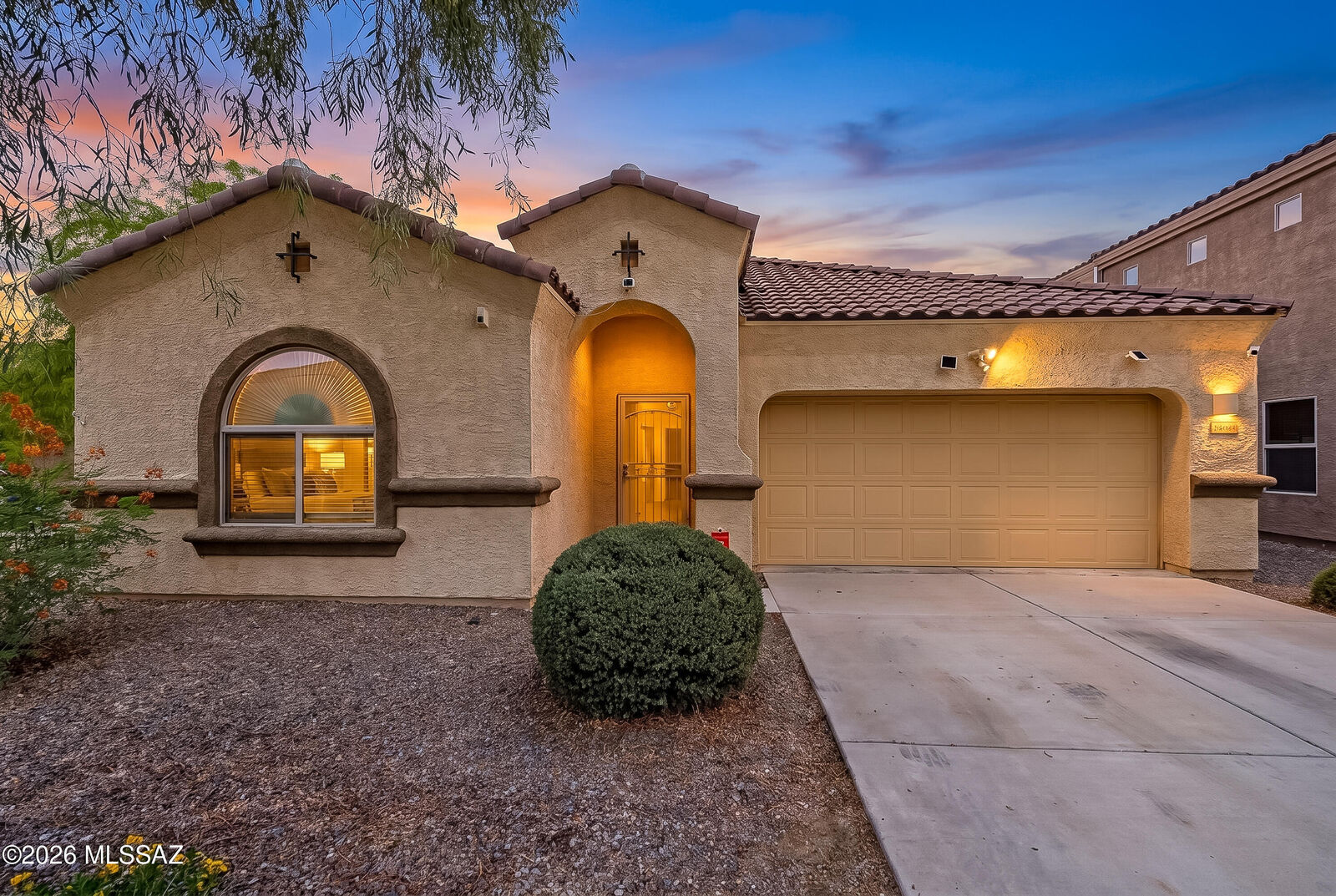 Property Photo:  12425 E Calle Riobamba  AZ 85641 