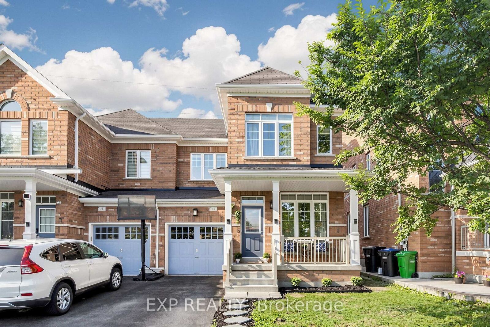 Property Photo:  10 Borrelli Drive  ON L6Y 5W9 