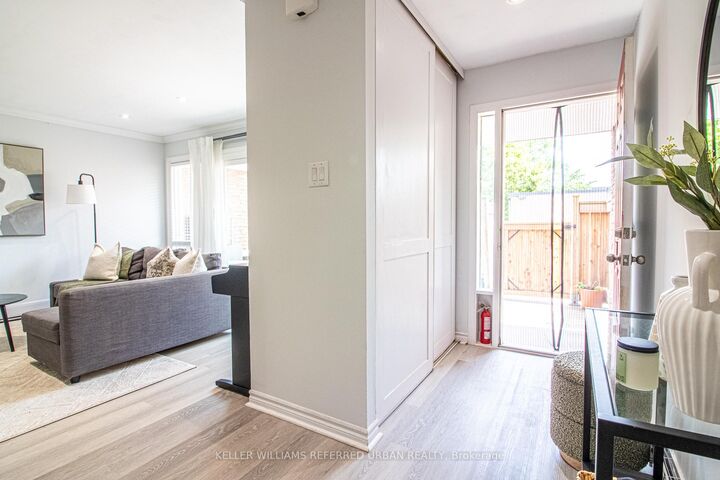 60 Springfair Avenue — photo 1