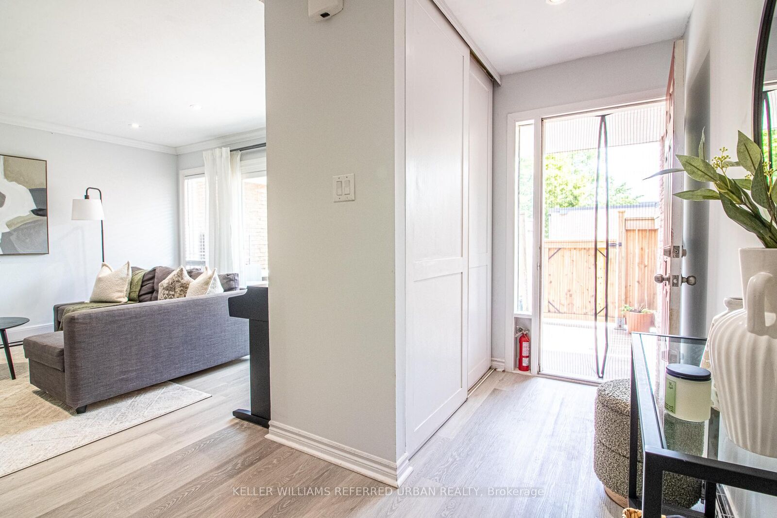 Property Photo: 60 Springfair Avenue ON L4G 3M2