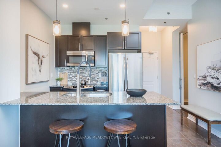 Property Photo:  1419 Costigan Road 607  ON L9T 2L4 