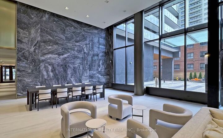 Property Photo:  127 Broadway Avenue 1406S  ON M4P 1V4 