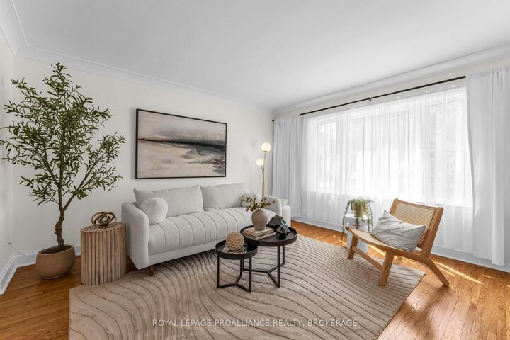 Property Photo:  201 Willingdon Avenue  ON K7L 4H9 