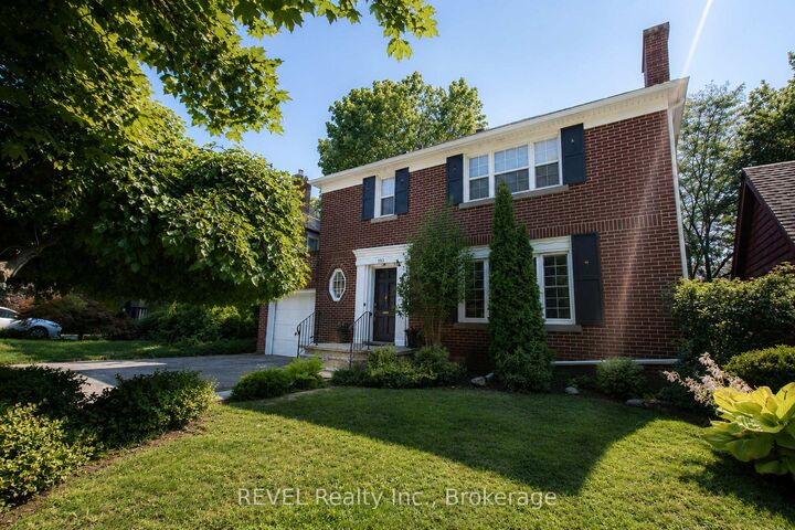 Property Photo:  193 Ontario Street  ON L2R 5K8 