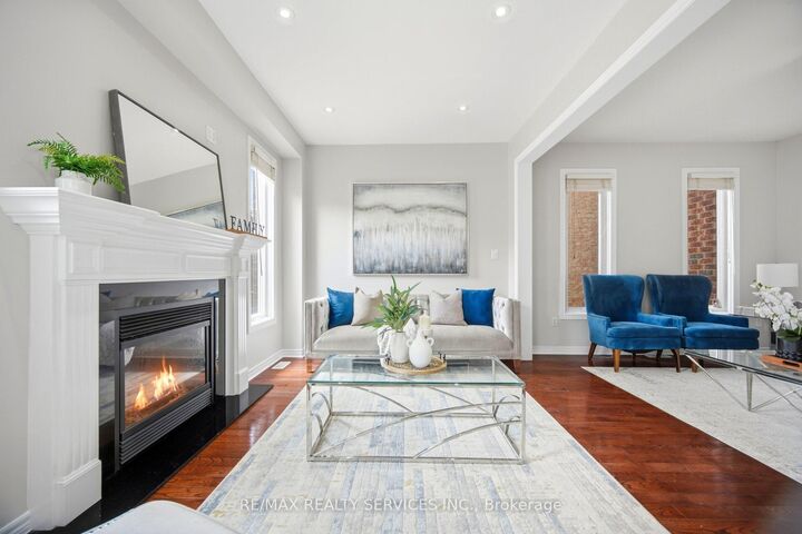Property Photo:  16 Lagrotto Road  ON L6V 4S7 