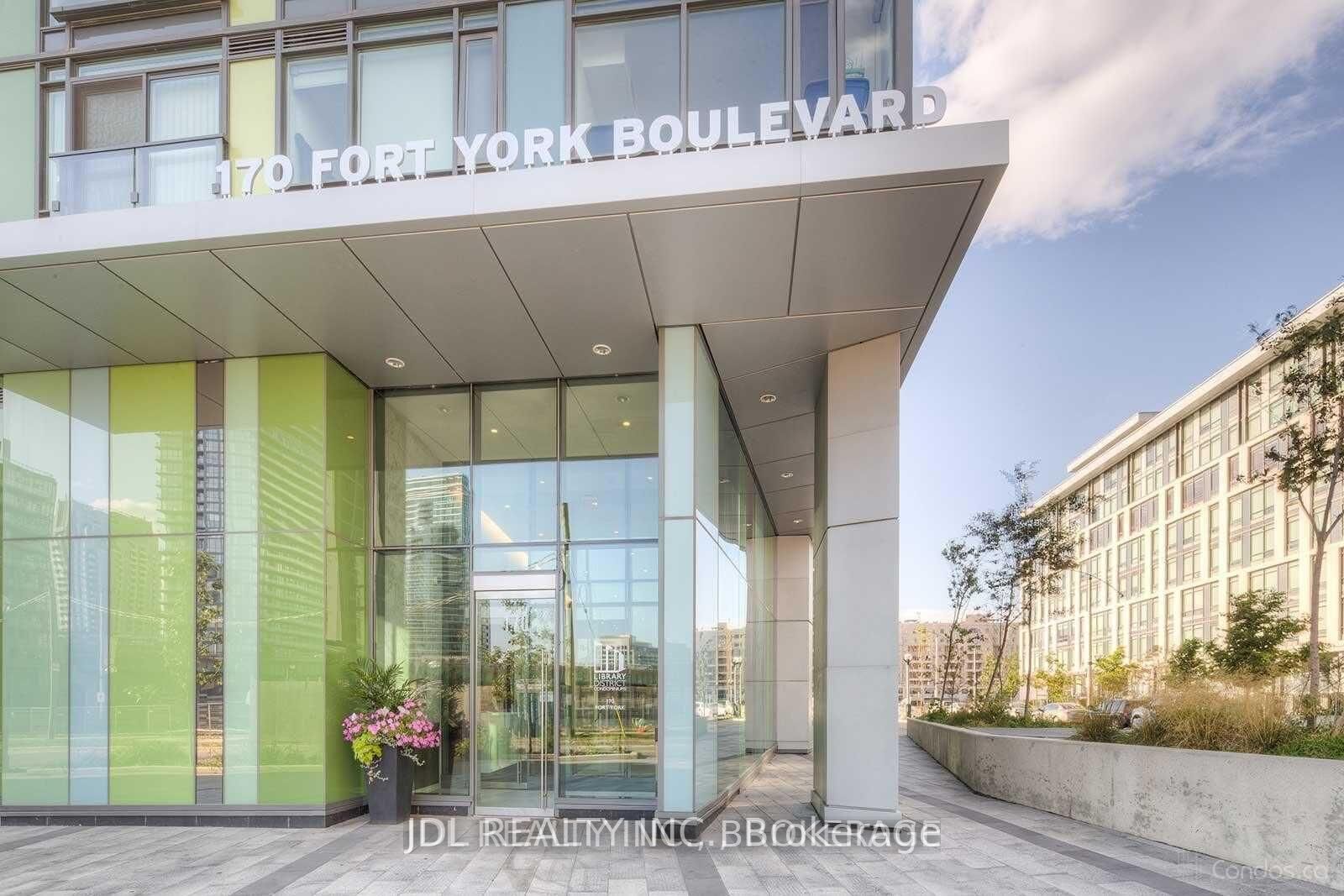 Property Photo: 170 Fort York Boulevard 1907 ON M5V 0E6