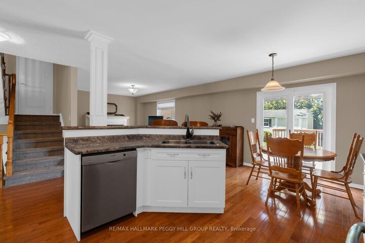 Property Photo: 168 Wildwood Trail ON L4N 9Y6