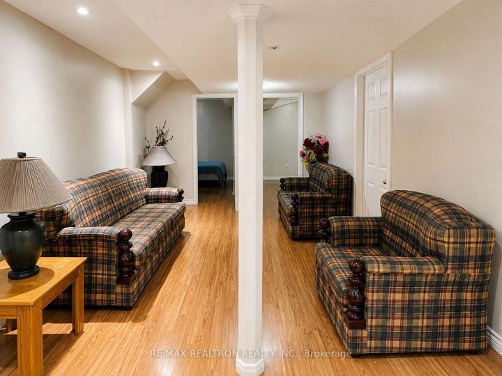 Property Photo: 50 Beulah Drive Basement ON L3S 3N2