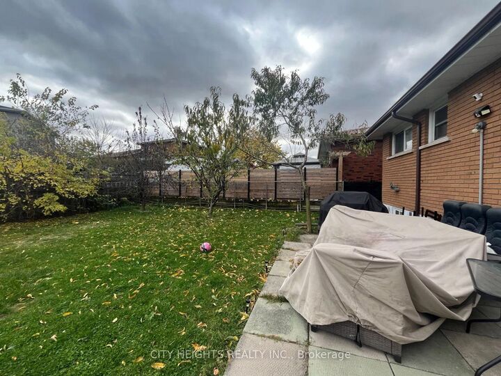Property Photo: 207 Mount Albion Road ON L8K 6K1