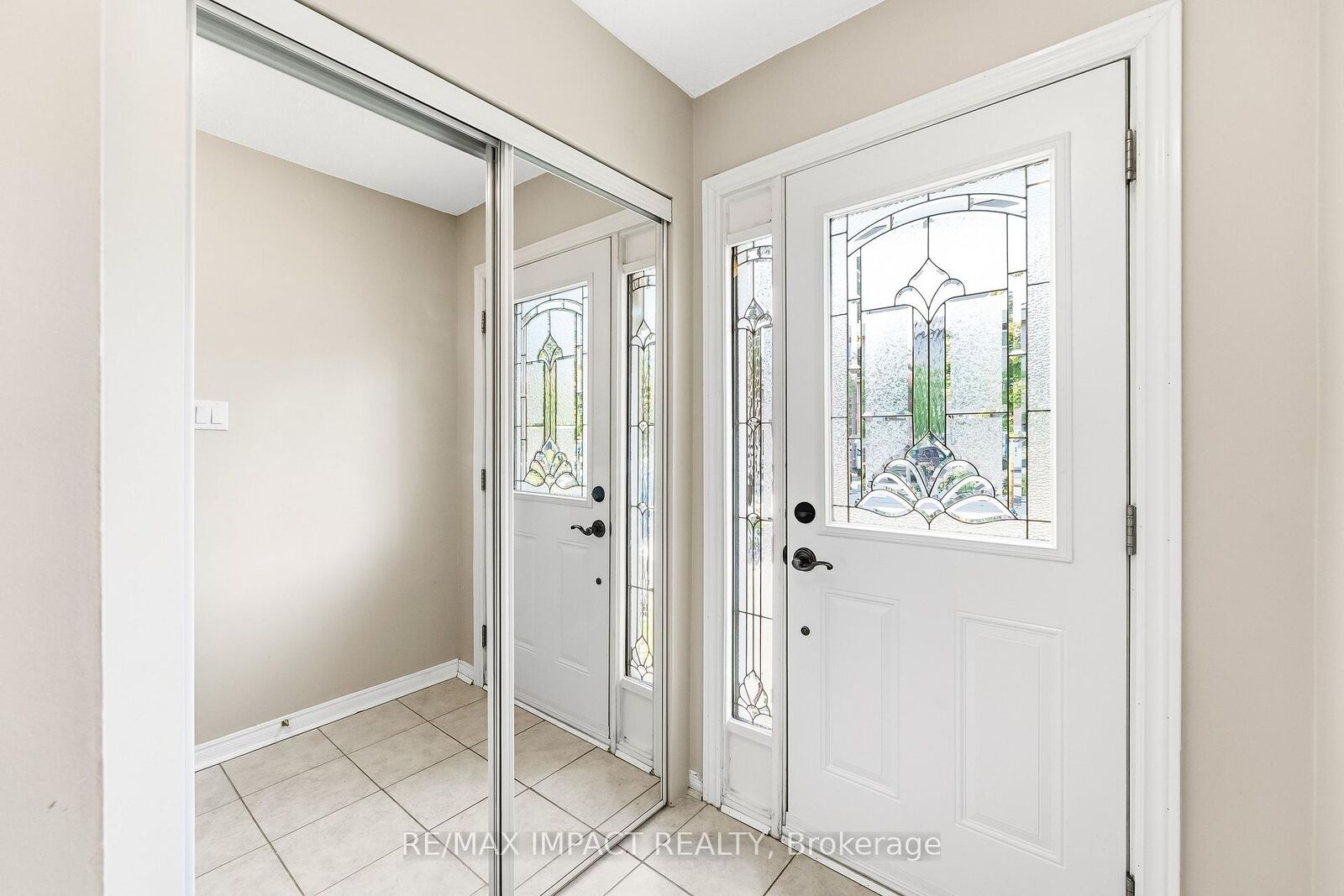 Property Photo:  60 Cottonwood Court  ON L3T 5X1 