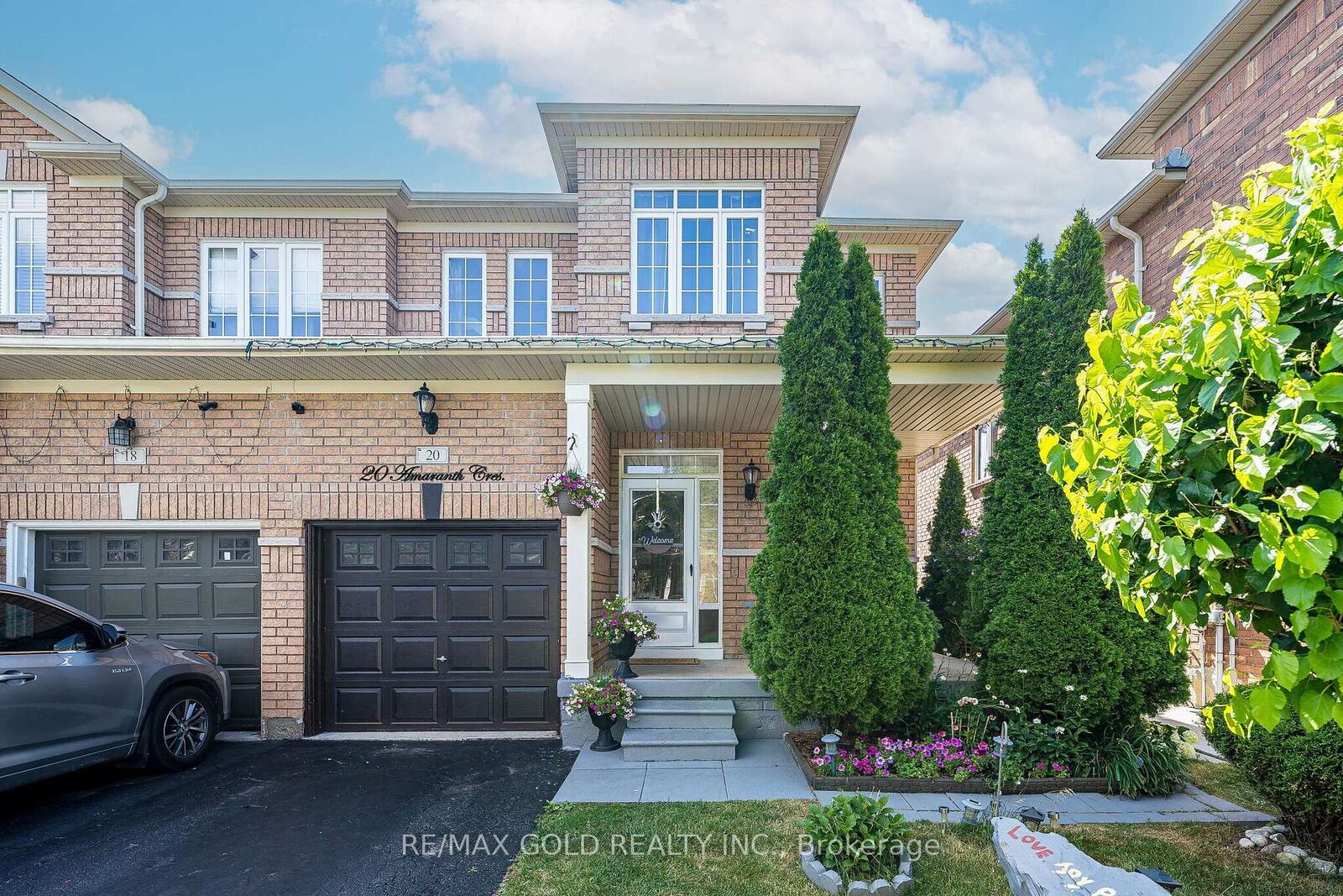 Photo de la propriété: 20 Amaranth Crescent ON L7A 0L7